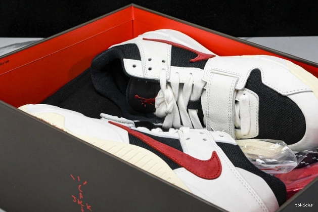 Reps TBK Jumpman TR Scott Red Jordan Jack FZ8117-101 Travis x University 0727